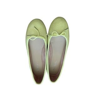 Talbots PENELOPE BALLET FLATS Size:6.5 Color: yellow